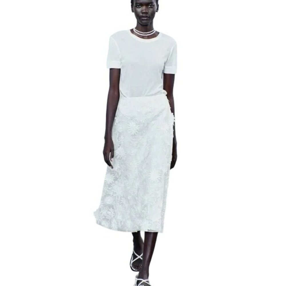 Zara White Floral Lace Midi Skirt - Perfect for your wedding events!